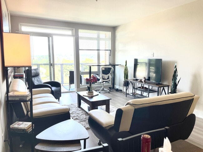 Building Photo - 12235 NE 116th St Unit ID1051260P