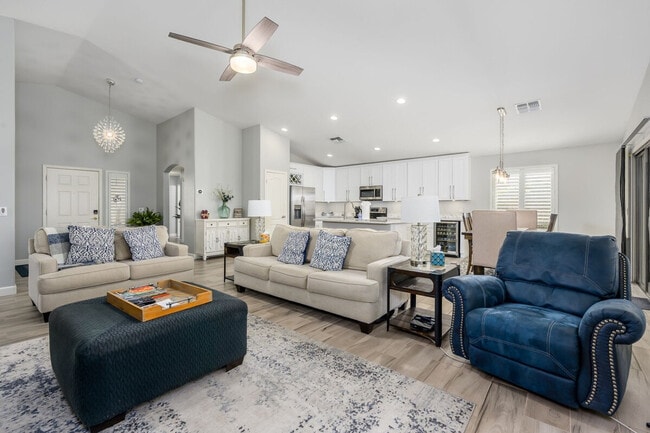 Building Photo - 34018 N Pate Pl Unit SI ID1255449P