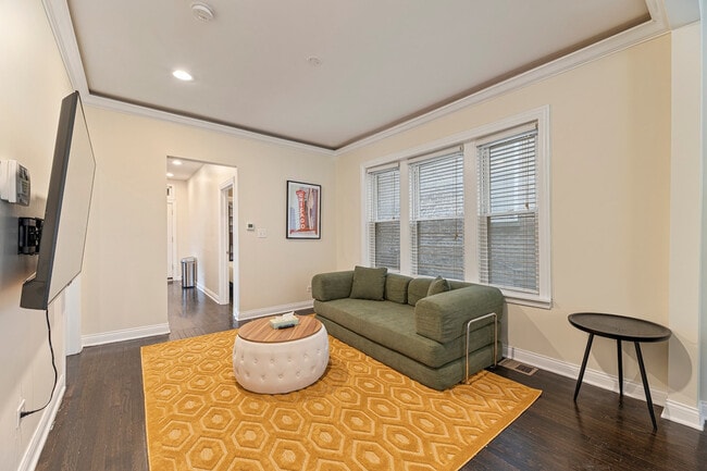 Building Photo - 1351 N Lawndale Ave Unit SI ID1265099P