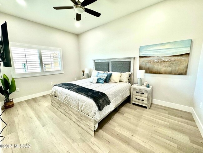 Photo - 2032 E River Rd Unit 200