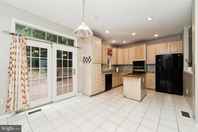 Photo - 9236 Owings Choice Ct