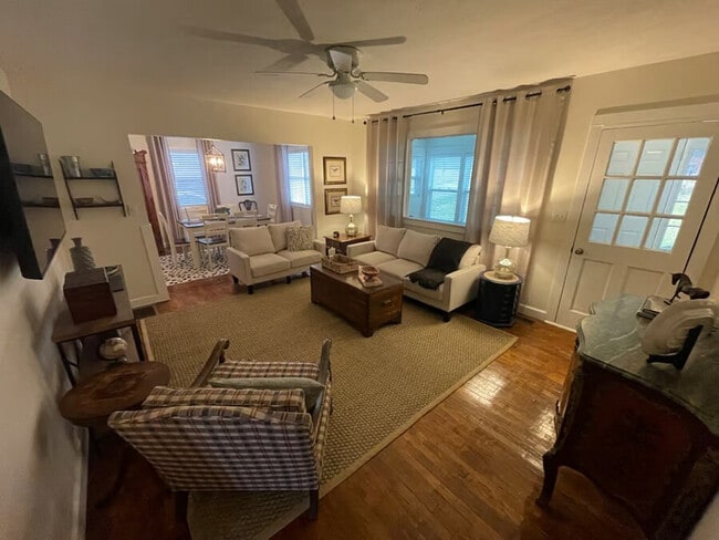 Building Photo - 161 Calhoun Rd Unit ID1351221P