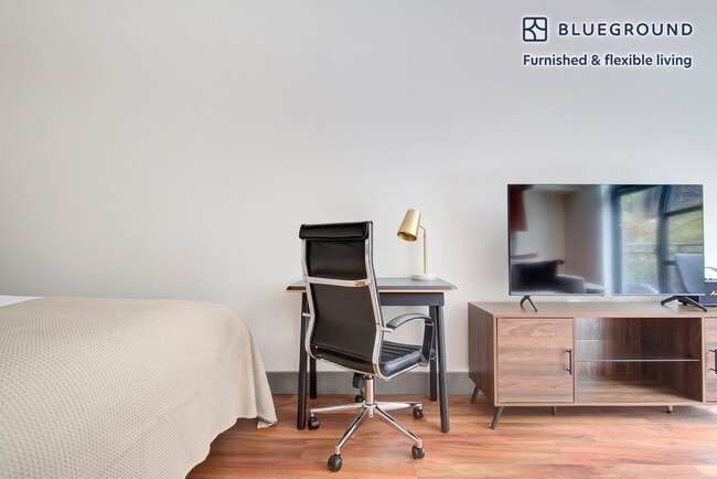 Photo - 1520 Eastlake Ave E Unit FL4-ID212