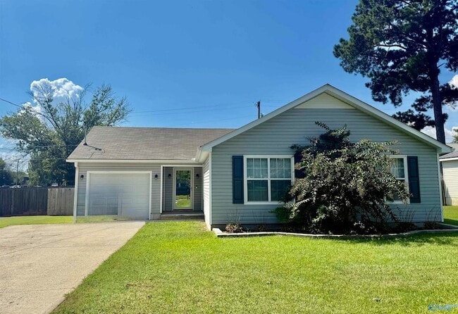 Building Photo - 1501 Elizabeth Dr SW