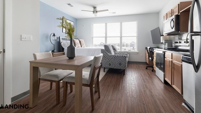 Photo - 302 13th St S Unit 429