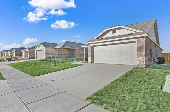 Photo - 1340 Blazin Bronco Trl