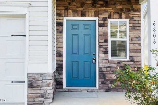 Photo - 6806 Shane Dr