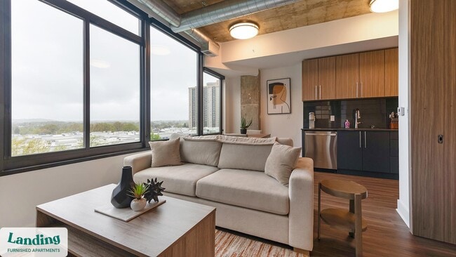 Building Photo - 5201 Leesburg Pike Unit 639.1408752