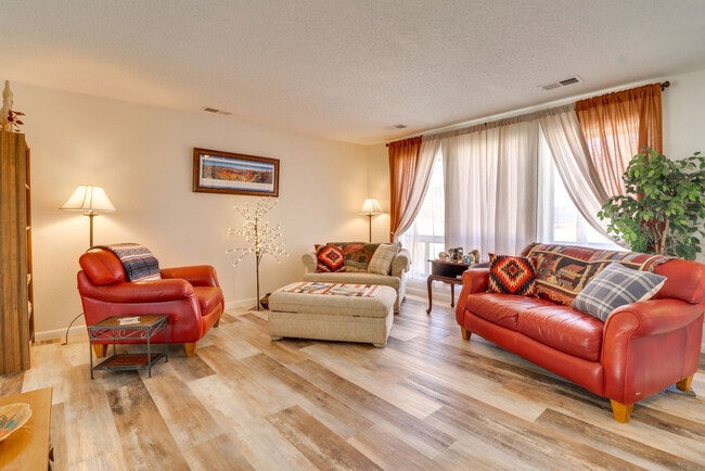 Building Photo - 3412 Ann Cir SE Unit SI ID1579703P