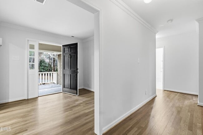 Photo - 1504 Homestead Rd