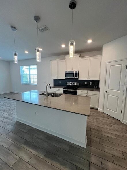 Photo - 2817 Camden Wy