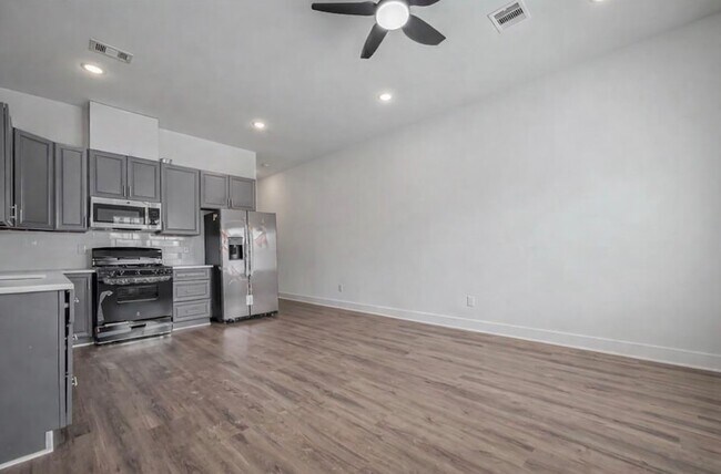 Photo - 7993 Attwater St Unit A