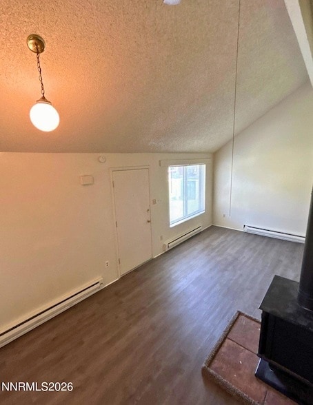 Photo - 1664 Manchester Way