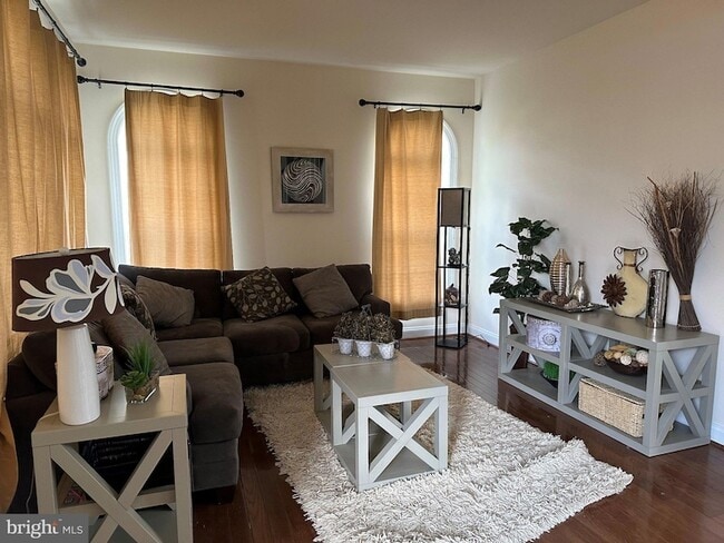 Photo - 605 Sunflower Cir