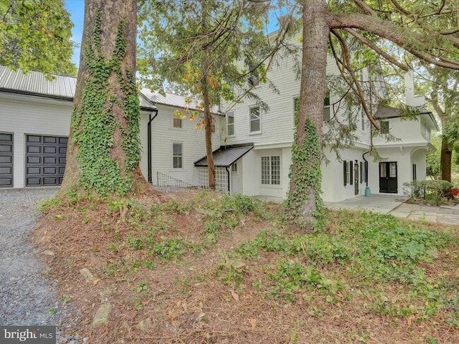 Building Photo - 1 Wyomissing Hills Blvd