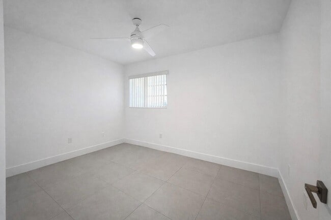 Photo - 2150 SW 72nd Ave