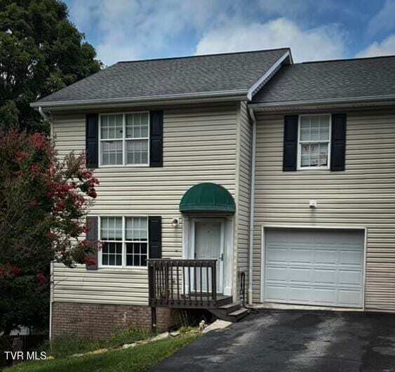 Building Photo - 122 Arrowhead Dr