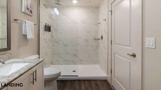 Photo - 5885 Lakehurst Dr Unit 2131
