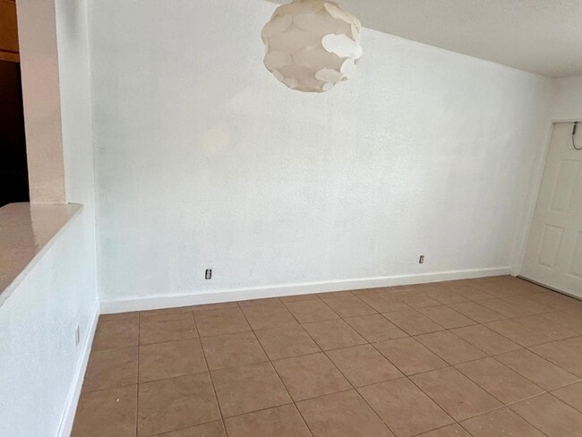 Photo - 2607 NE 8th Ave Unit 3