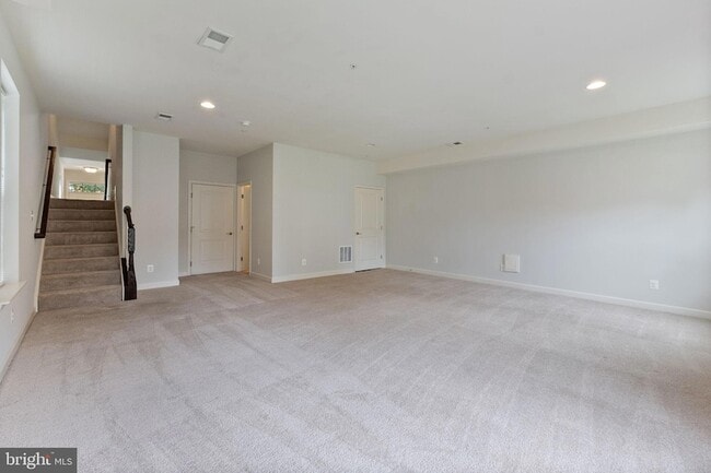 Photo - 302 Black Sky Ln