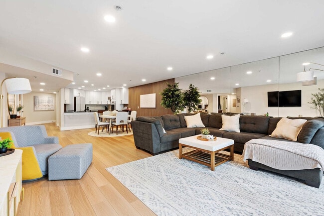 Photo - 2414 Front St Unit SI ID1513737P