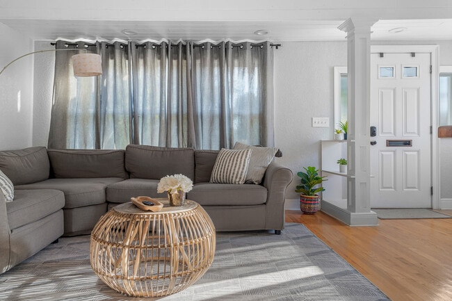 Photo - 2007 Cornell Ave Unit ID1032296P