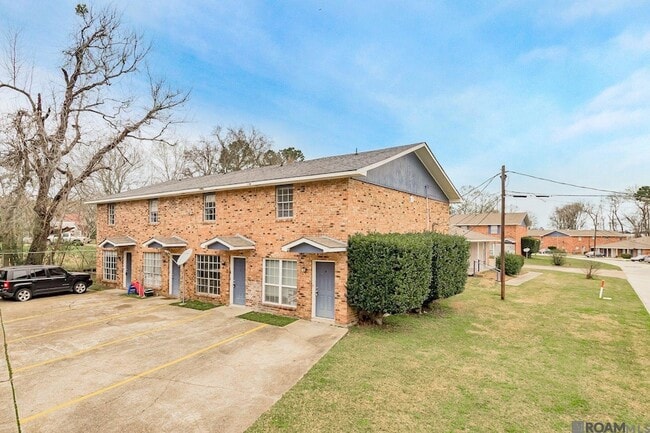 Building Photo - 12240 Jackson Rd Unit 10A