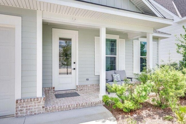 Photo - 76 Conifer Ct