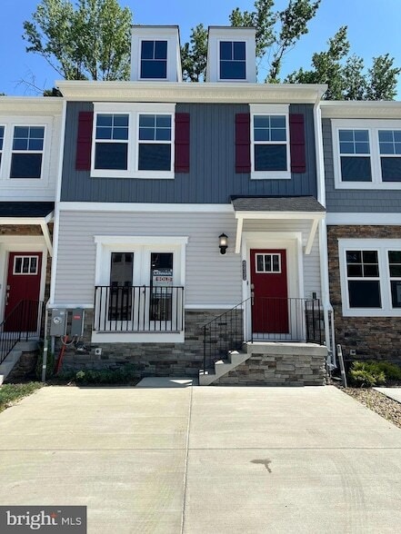 Photo - 6835 Winterhill Ln