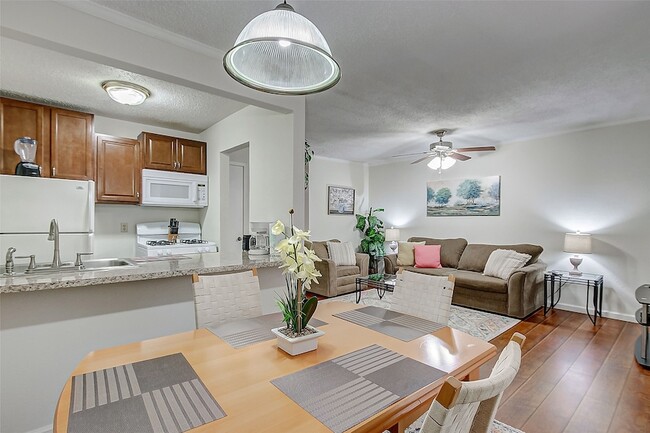 Photo - 4727 W Alabama St Unit 1128