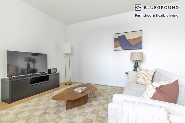 Photo - 11 Wharf Way Unit SI FL3-ID2228