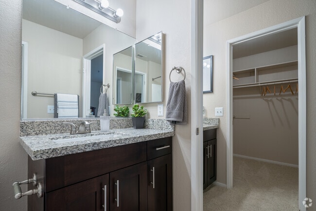 2BR, 1BA - Florence - Hidden Creek