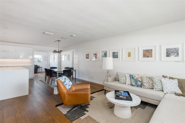 Photo - 4831 W Bay Ct Ave
