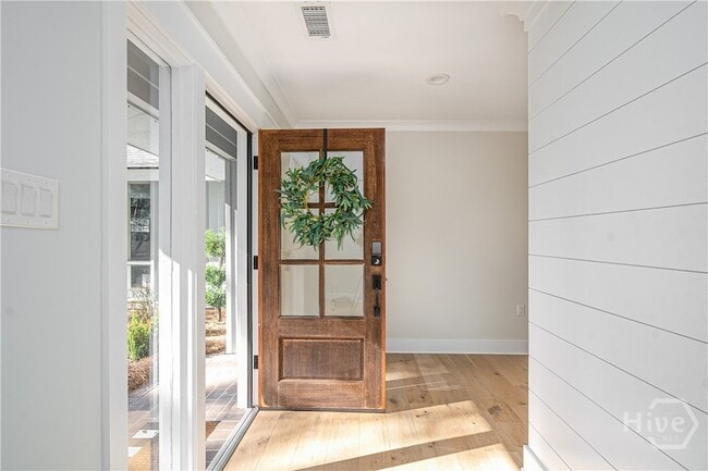 Photo - 10 Howley Ln