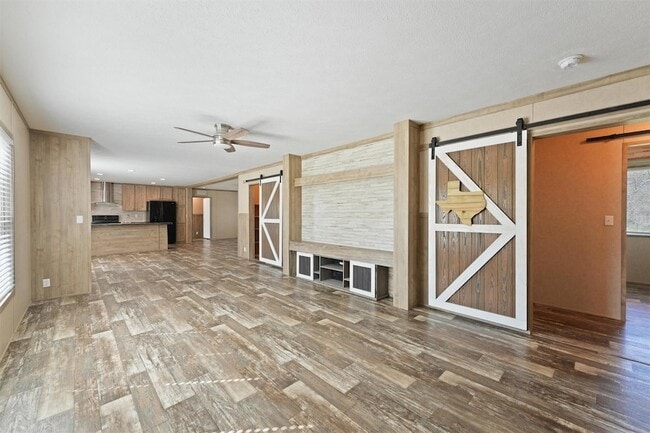 Photo - 11744 Padok Rd