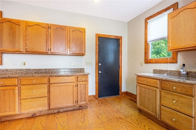 Photo - 244 Quitman St Unit A