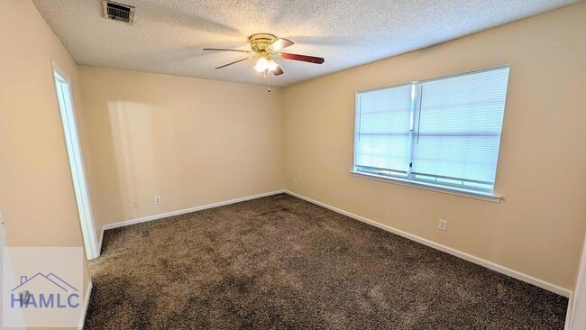 Photo - 1460 Flo Zechman Dr