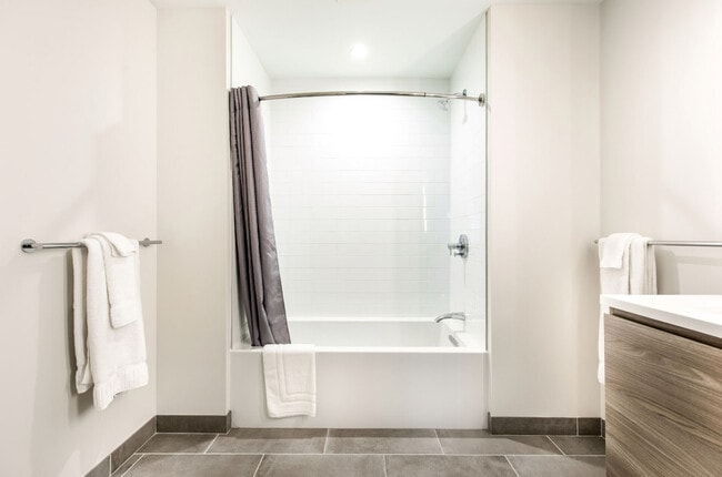 Photo - 131 Seaport Blvd Unit SI FL10-ID1039241P