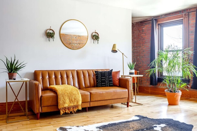 Building Photo - 1180 N High St Unit ID1265615P