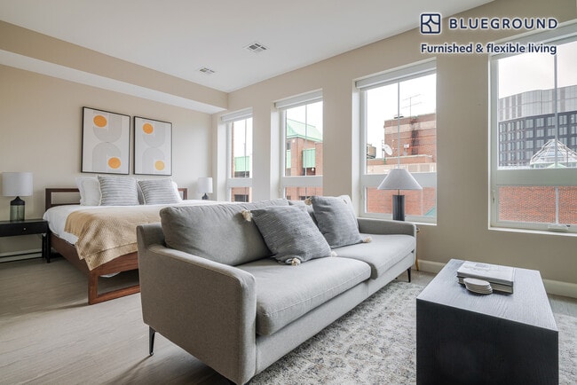 Building Photo - 21 Charles St Unit FL6-ID919