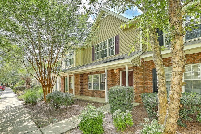 Photo - 8074 Shadow Oak Dr
