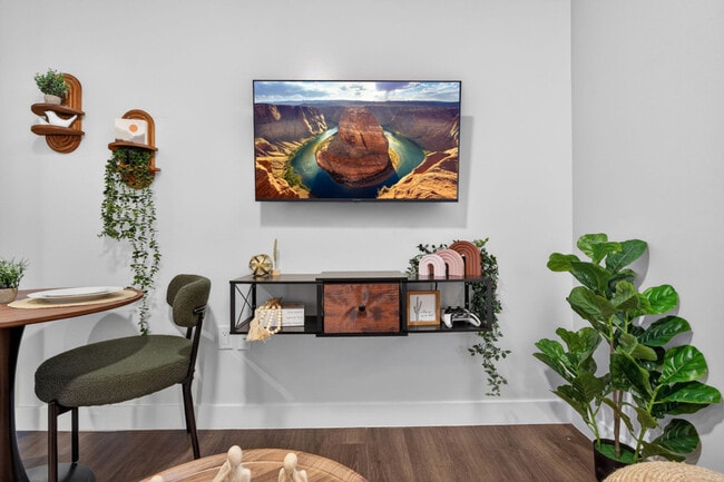 Building Photo - 4225 N 32nd Pl Unit SI ID1468028P