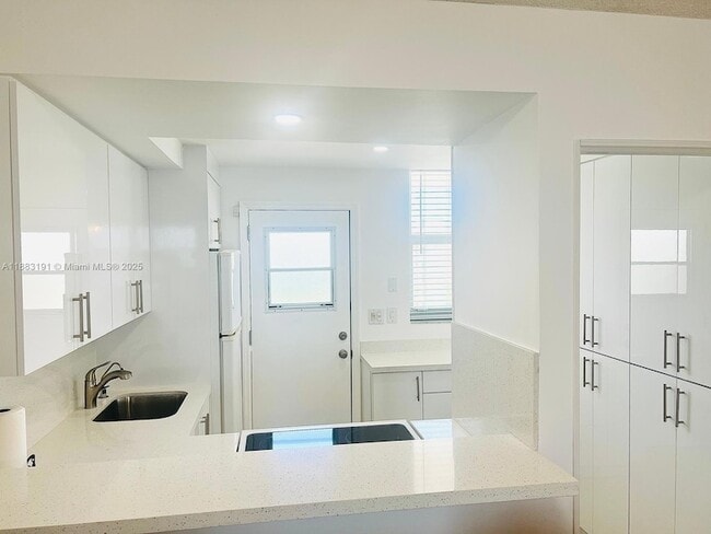 Photo - 3020 Marcos Dr Unit S509