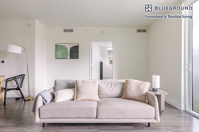 Photo - 110 SW 12th St Unit FL2-ID162