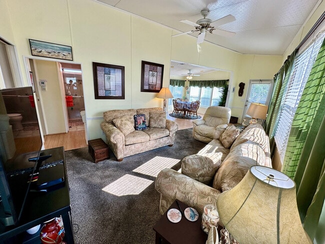 Photo - 590 Nettles Blvd Unit SI ID1537486P