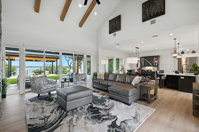 Photo - 123 Heavens Rdg Unit ID1254597P