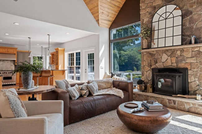 Building Photo - 16 Depot St Unit ID1262027P