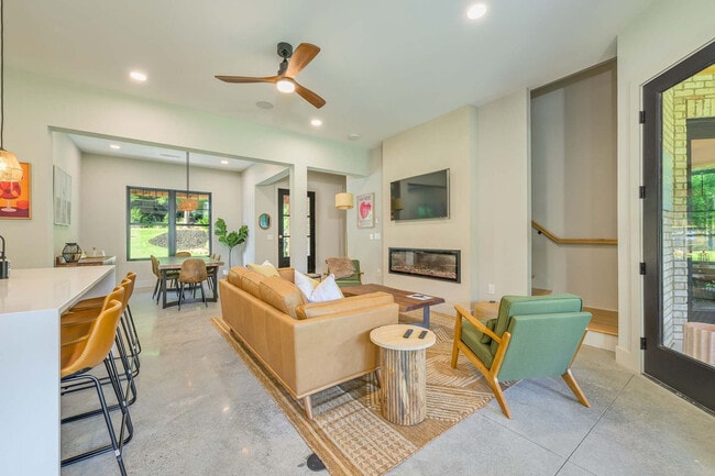 Photo - 336 Bridgewater Ln Unit SI ID1579117P