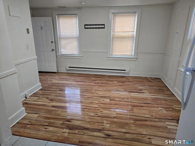 Photo - 157 Eastern Ave