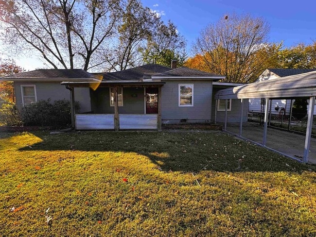 Building Photo - 3829 Guernsey Ave